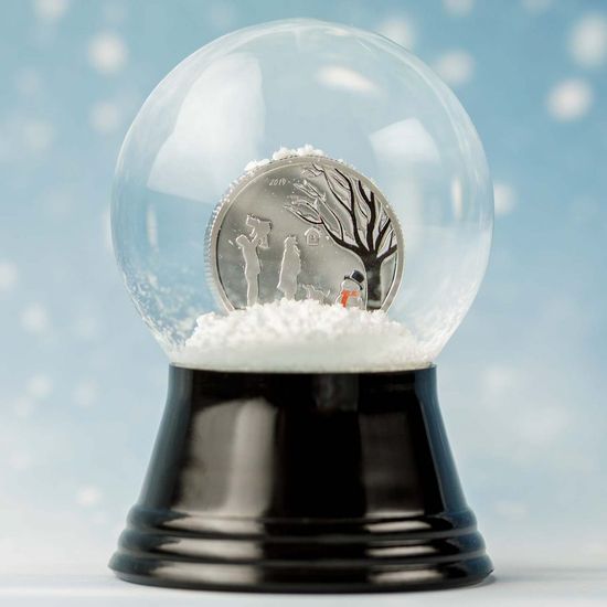 Серия монет «Снежный шар» («Snow Globes») Острова Кука